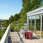 Feriehus Luxury Treetop Villa Panoramic City Views And Direct Tram To Norway Cup Oslo