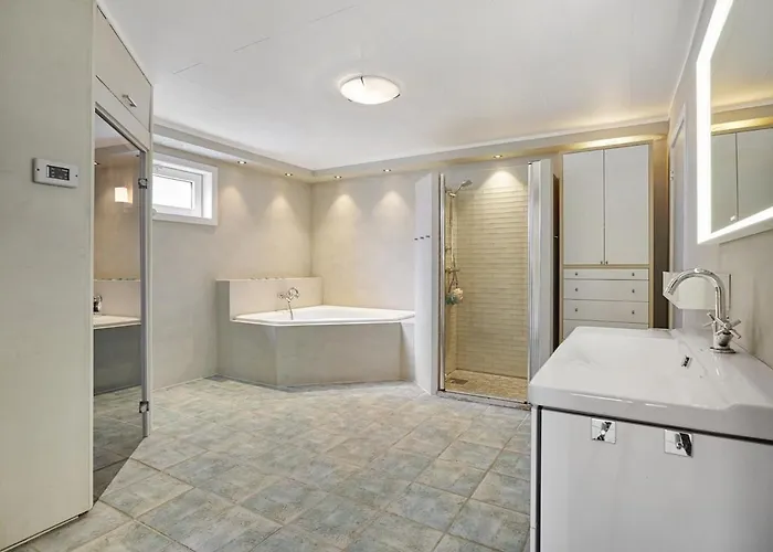 With Treetop View - Jacuzzi - Easter Summer Norway Cup Oslo