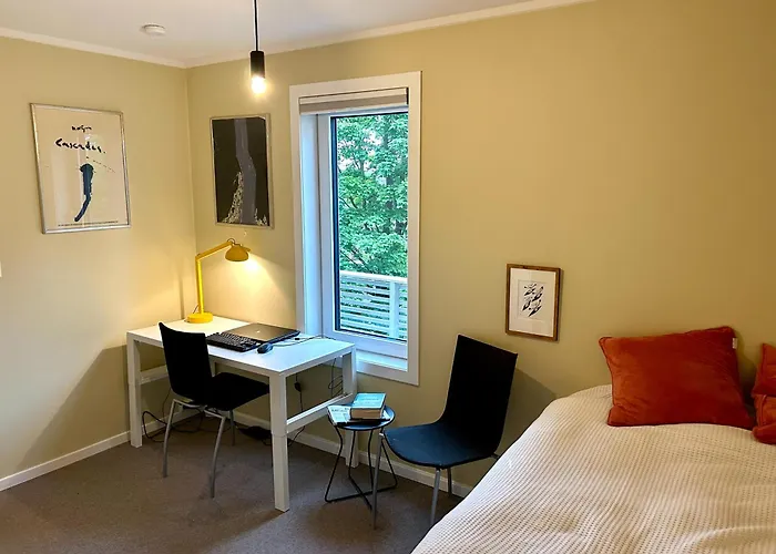 With Treetop View - Jacuzzi - Easter Summer Norway Cup Villa *