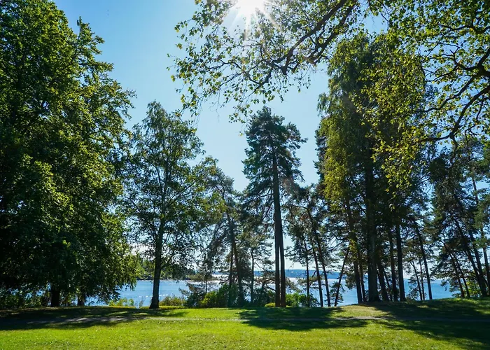 Сasa de vacaciones Spacious 190sqm Villa-style With Treetop Views & Jacuzzi Oslo