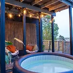 Luxury Treetop Panoramic Views And Direct Tram To Norway Cup 펜션 오슬로