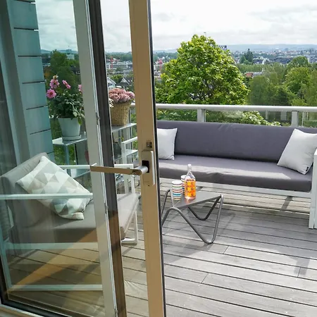 Treetop Feeling, 190 Sqm - Panoramic Views * Oslo
