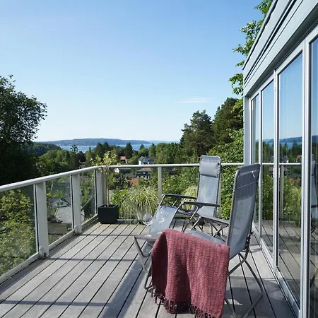 Treetop Feeling, 190 Sqm - Panoramic Views Villa Oslo